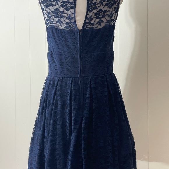 B Darlin Dress Womens Jr. 13/14 Navy Blue Sheer Floral Lace Tulle Keyhole Flare